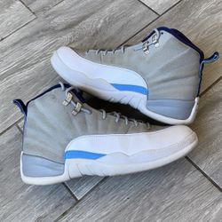 Jordan 12 University Blue Size 9