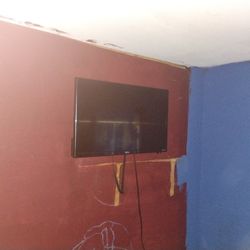 24 Inch Kid TV Roku 