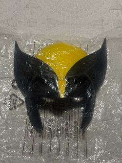 Adult Wolverine Mask (New)