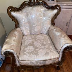 Antique Sofa Set $800