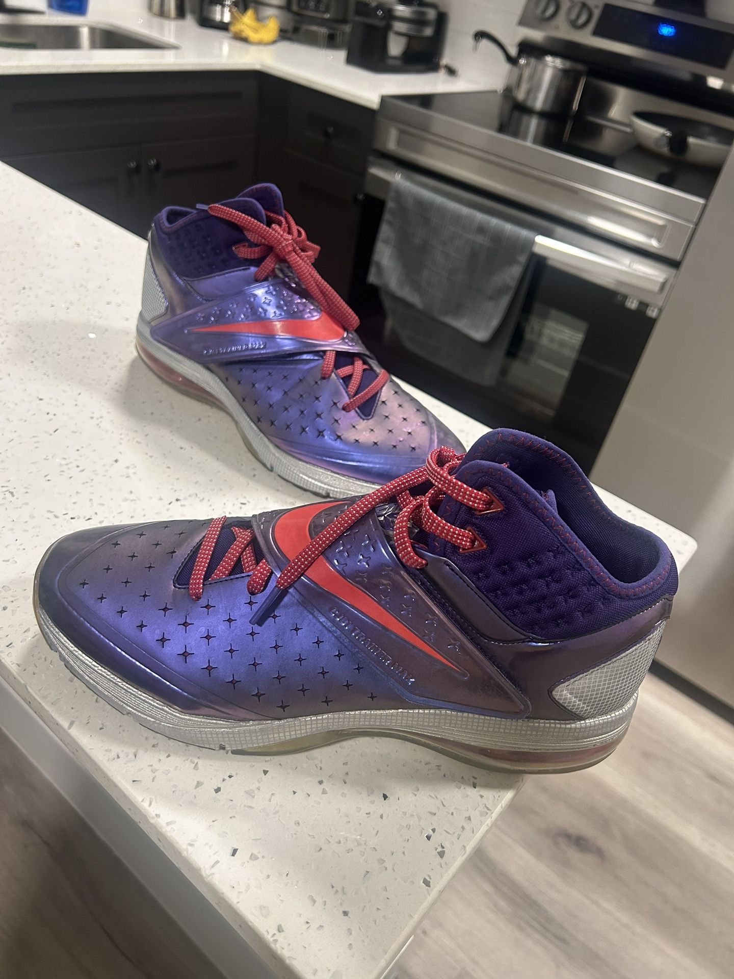 Nike Shoes 11.5