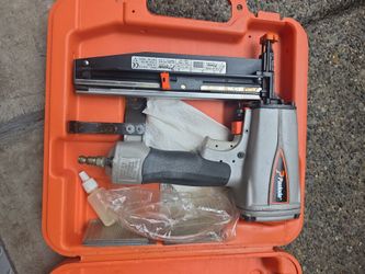 Finish nailer