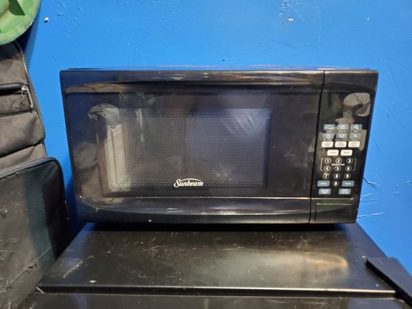 Sunbeam Microwave for Sale in Irving, TX - OfferUp