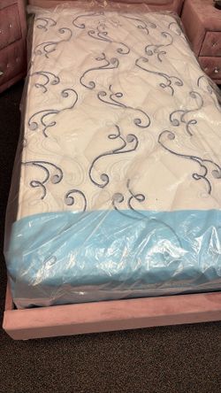 Twin full queen and king Matt’s! All pillow tops!