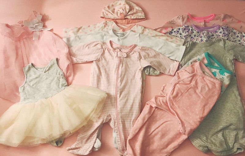 Baby Girl Outfits assortment (size 0-3 months)