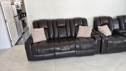 Recliner couches