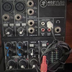 Mackie 4 Channel Mixer W/Microphone 