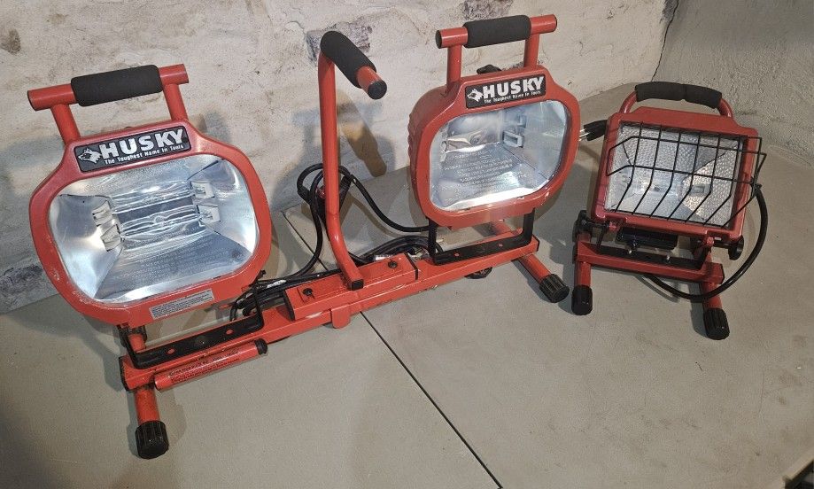 Husky Work Lights ~》$10