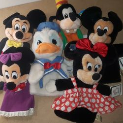 Still Like New Rare Vintage Disney Puppet Lot 