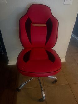 Red and black office/gamer chair