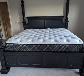 King Mattress - Ultimate Support