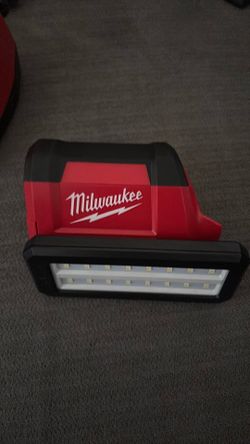 Flood light Milwaukee