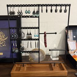  $10 Used Jewelry Holder