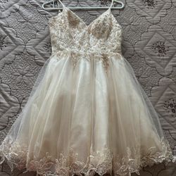 QUINCE/WEDDING/FORMAL DRESS
