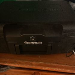 Mini Locked Box With Key