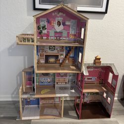 5’ Tall Doll House. 