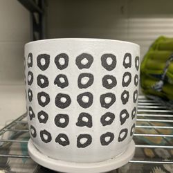 Medium Ceramic Pot