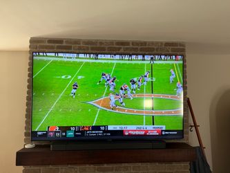 75" Samsung 4K Smart TV (UN75TU7000FXZA) – Great Condition!