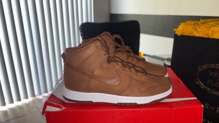Nike high dunk