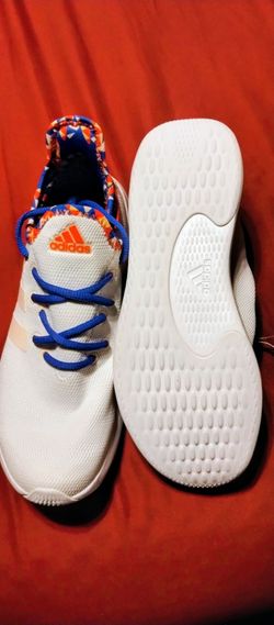 Women's Adidas sz 8.5