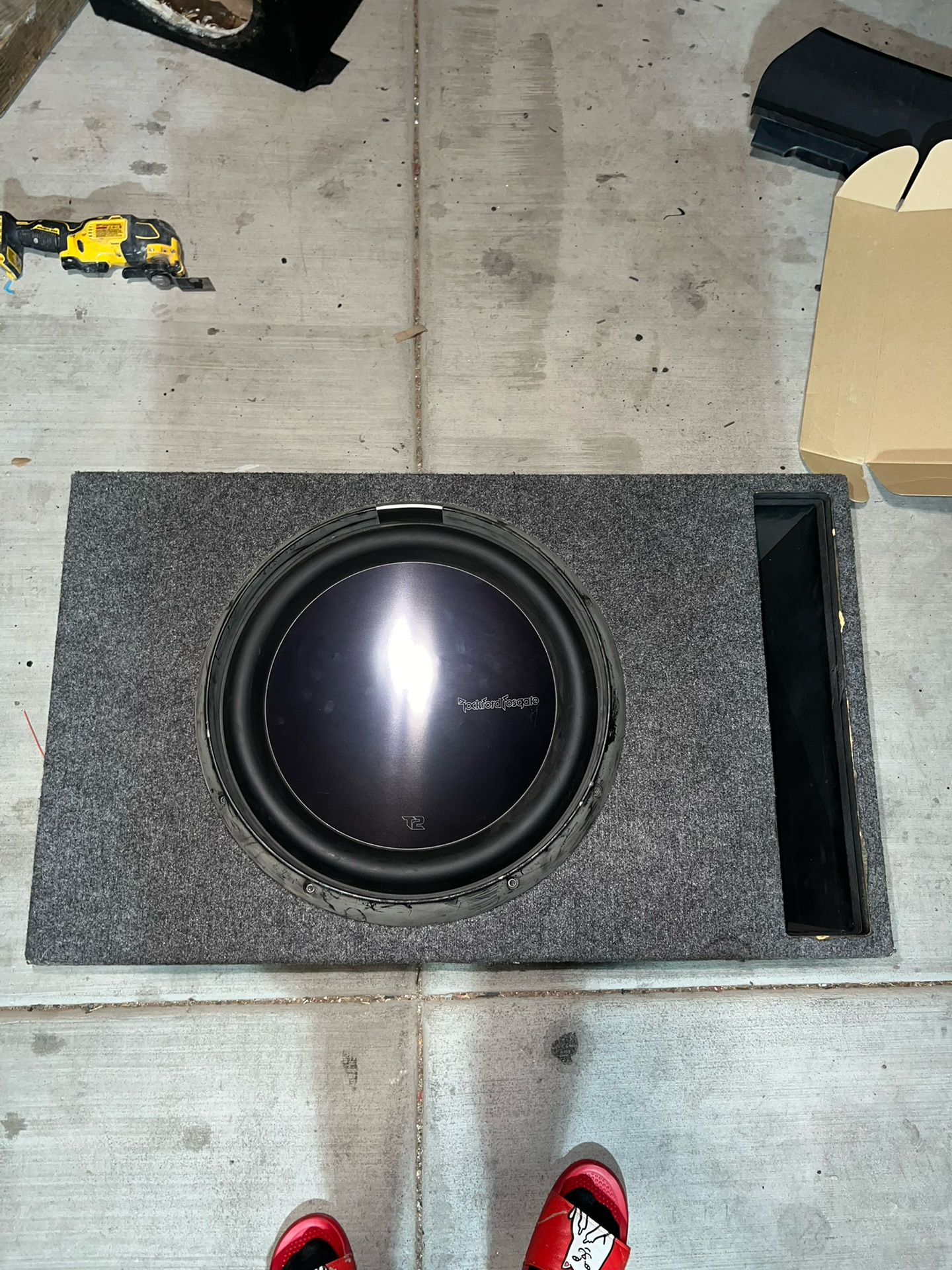Rockford Fosgate 15” T2 Subwoofer With Ported Box $800 Or Trade For Two T1s 12”