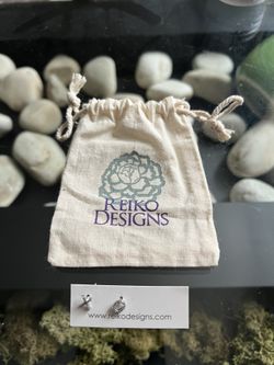 Stud Sized X & O Earrings 