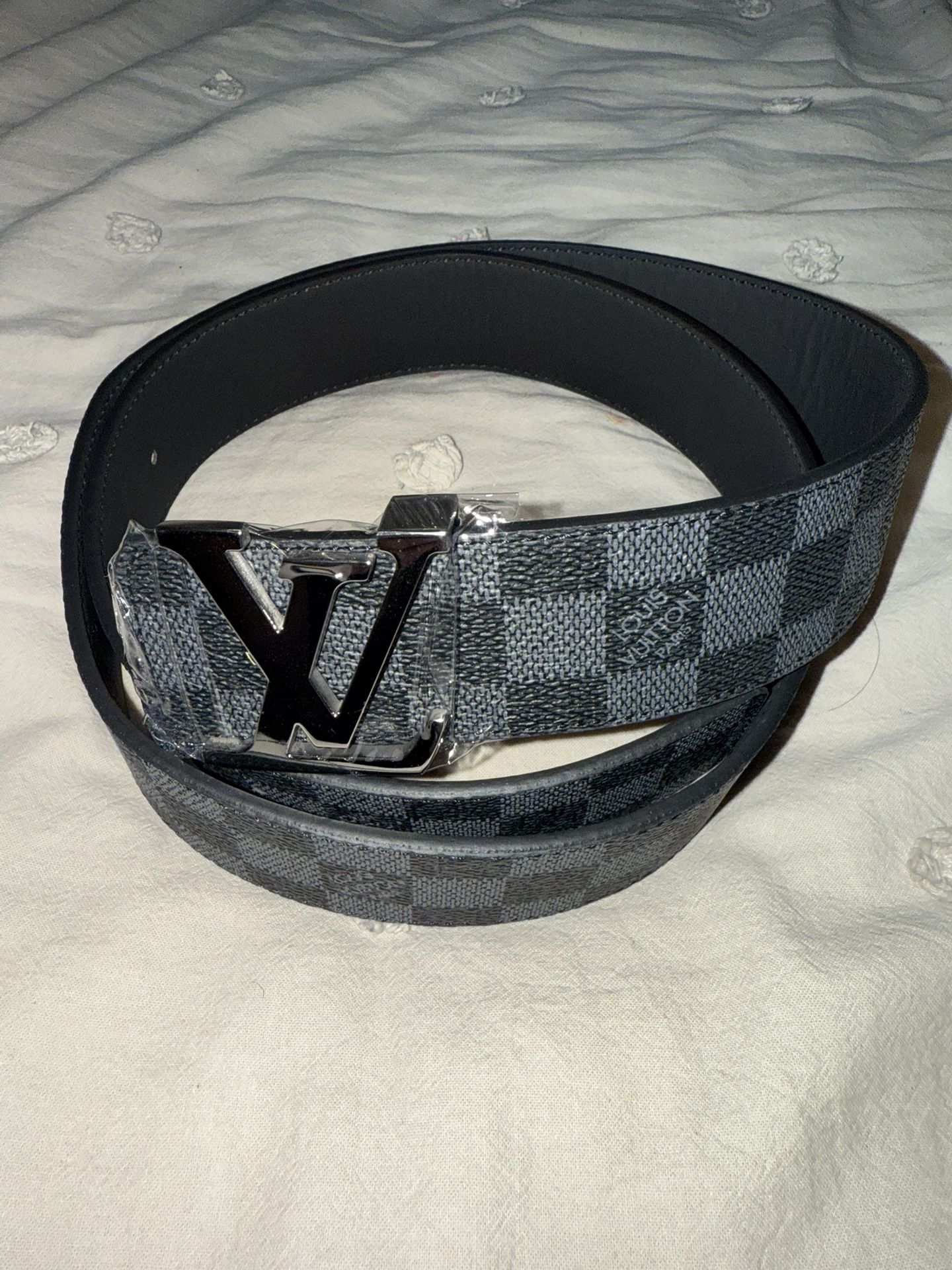 Loui Vuitton Mens Belt Monogram