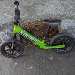 Strider Balance Bike Bicycle Green