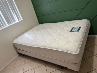 Queen size bed