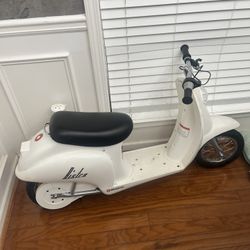 Electric Scooter Almost New 