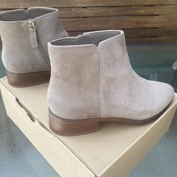 J Crew Sueded Ankle Boots  Size 8.5 - Grey 