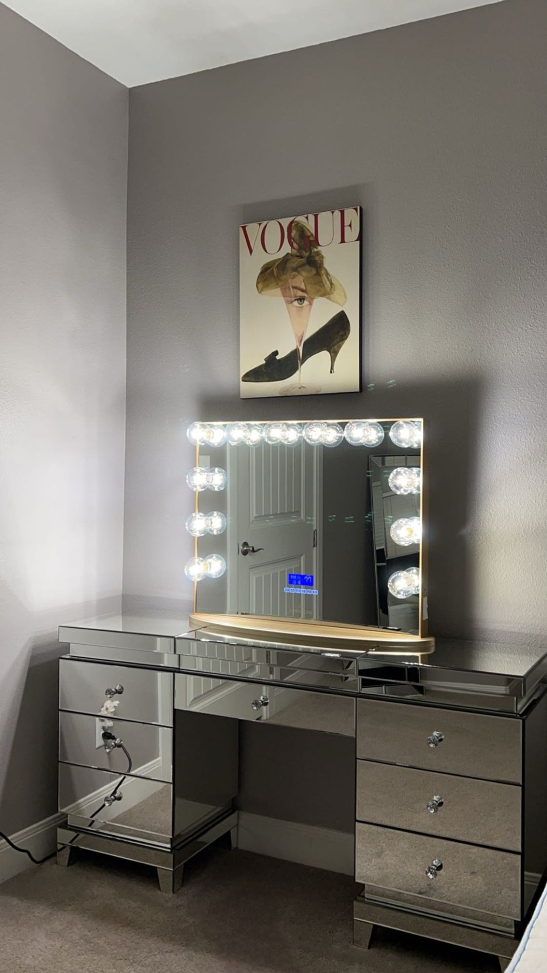 Hollywood Glow Plus Gold Vanity Mirror Plus Vanity