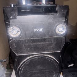 PyleUSA Bluetooth PA Speaker – Loud Party / Karaoke Speaker