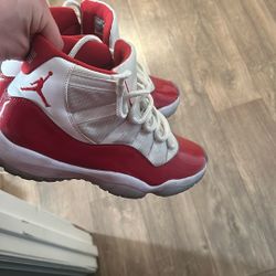 Air Jordan Retro 11 Cherry 