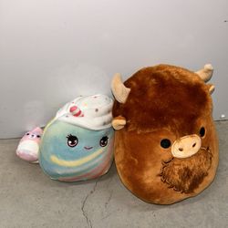 Squish Mellow Stuffed Animal 