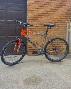 Trek 4300 Alpha