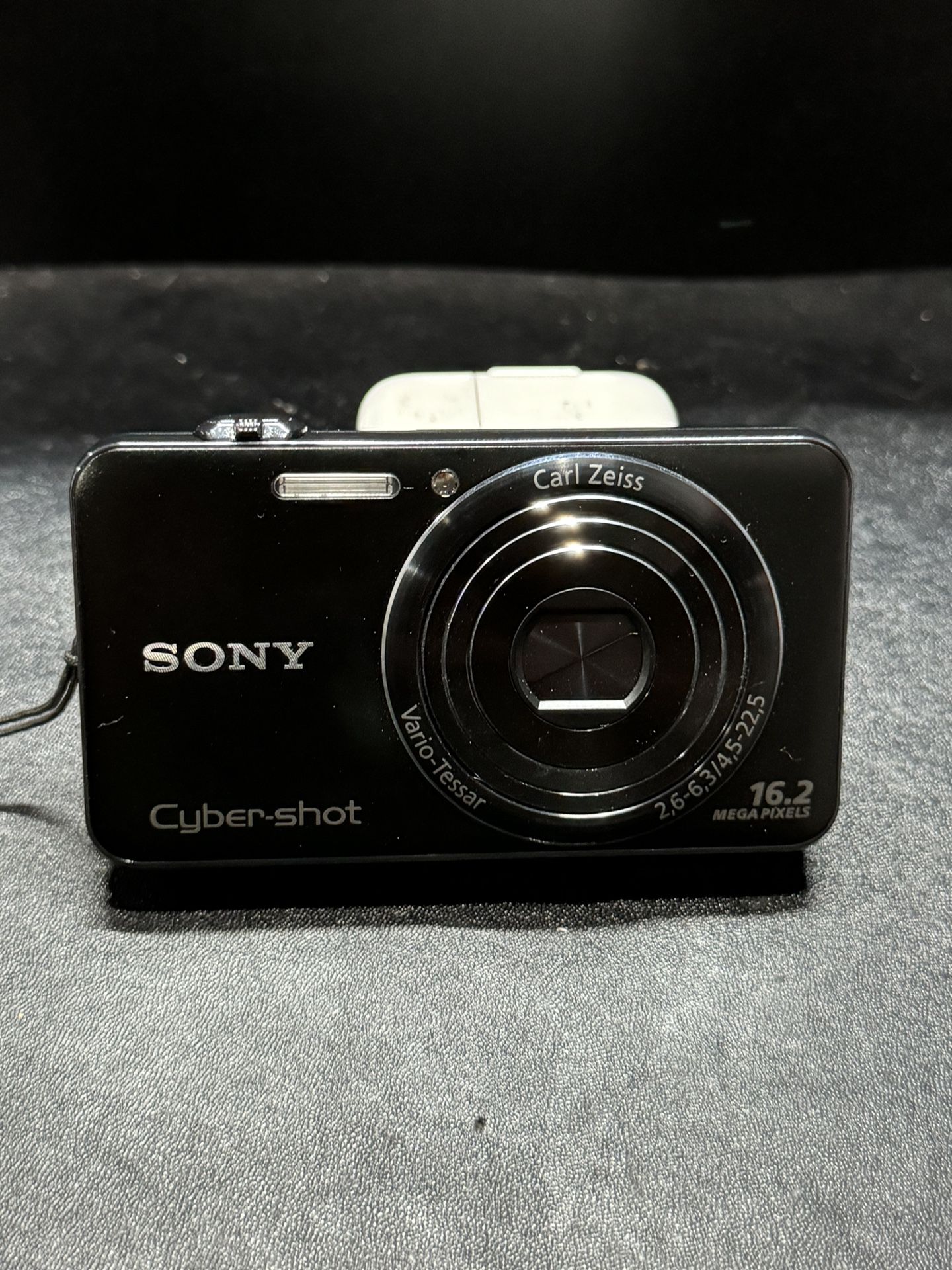 Sony Cyber-shot DSC-WX50 16.2 MP Digital Camera