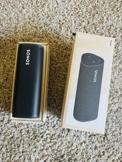 Sonos Roam 1st Gen Portable Speaker (LIKE NEW) 
