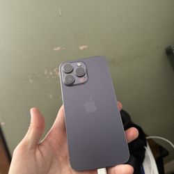 iPhone 14 Pro Max