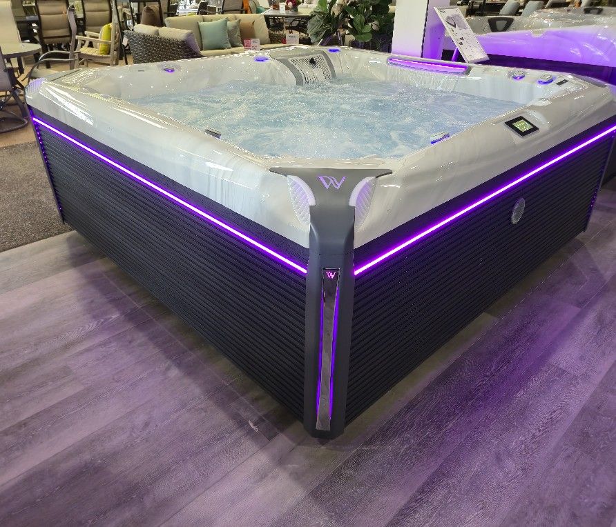 New-Wellis Kilimanjaro Spa-Hot tub