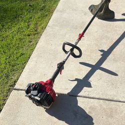Troy Bilt Trimmer 