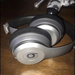 Beats Solo Wireless 