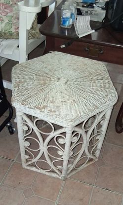 $40 White wicker end table