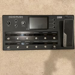 Headrush PedalBoard With Gator Case
