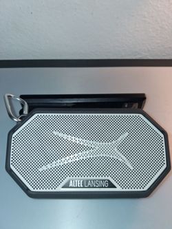 Altec (Lansing)