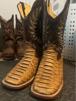 Python Print boots