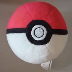 Pokemon Pokeball Plush