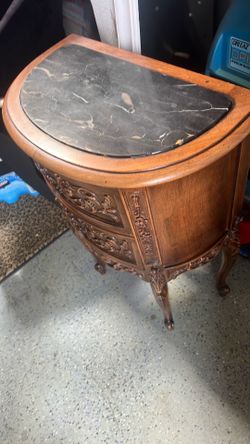 Night stand.