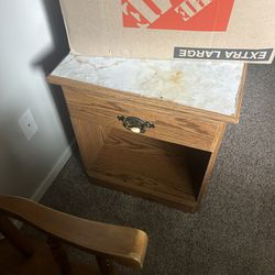 Free- 2  Night Stands