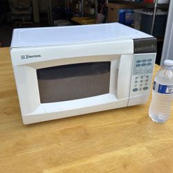 Small Microwave